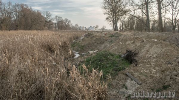 Czy Gmina podejmie interwencję w sprawie zasypywania zbiorników wodnych wokół Stawu Oborowego?